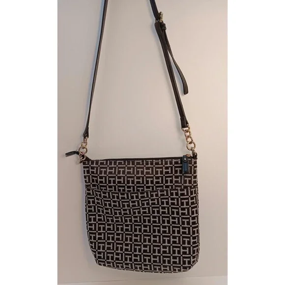 Tommy Hilfiger Bag / Crossbody Black White Monogram / Y2K Bag / Classic Preppy - Picture 6 of 15